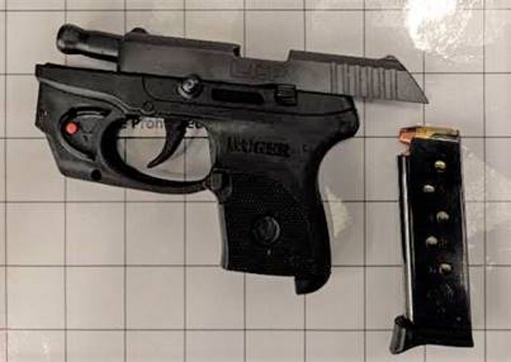 Three US passengers stopped from bringing loaded guns onto holiday flights